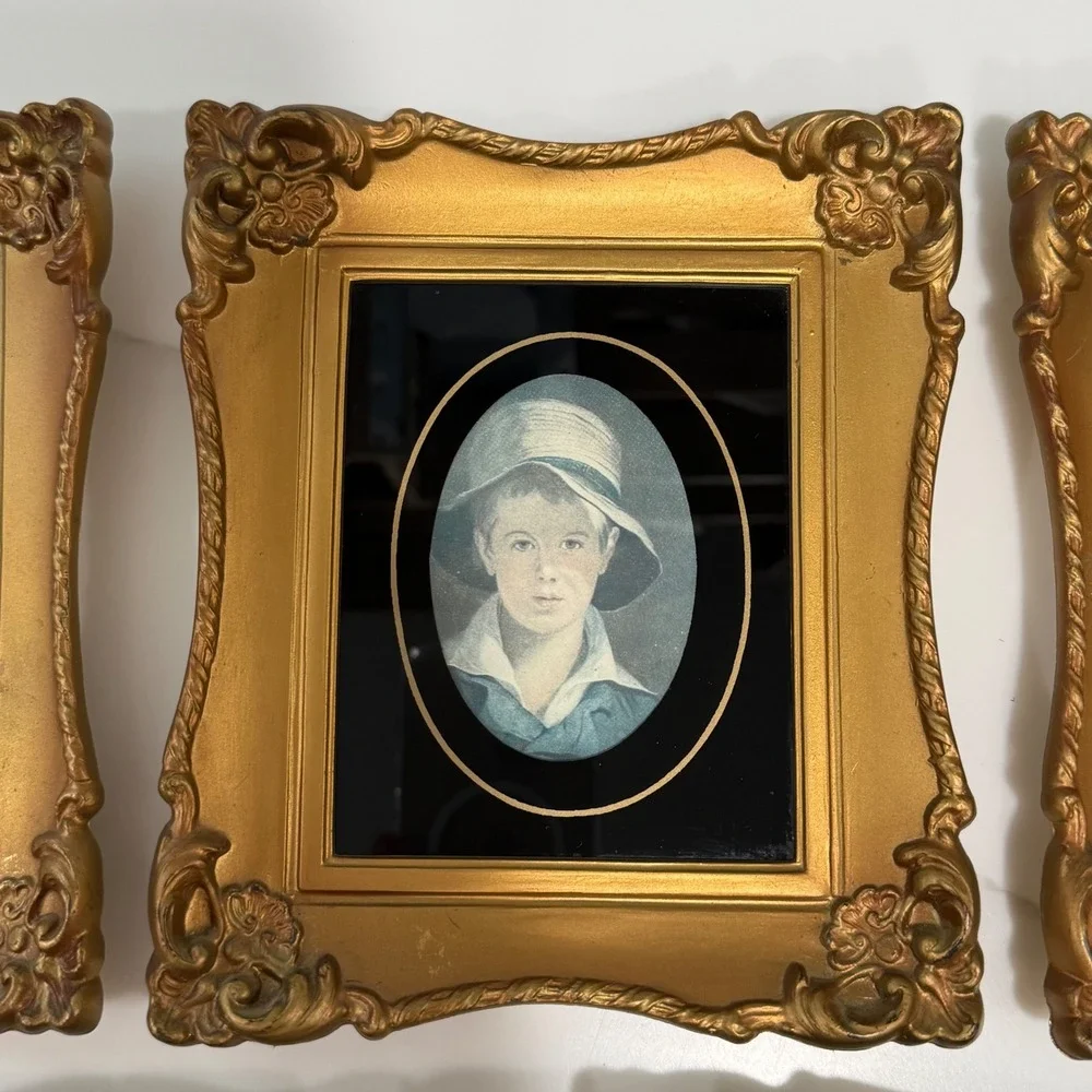 VTG Set of 5 Miniature Gold Ornate Picture Frames Hollywood Regency USA 1950-65